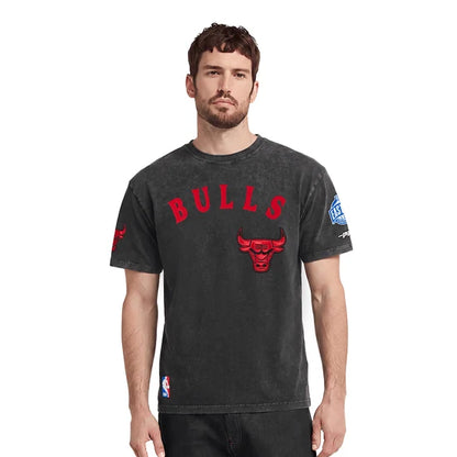 NBA CHICAGO BULLS FIRST TEAM MEN'S S/S TEE